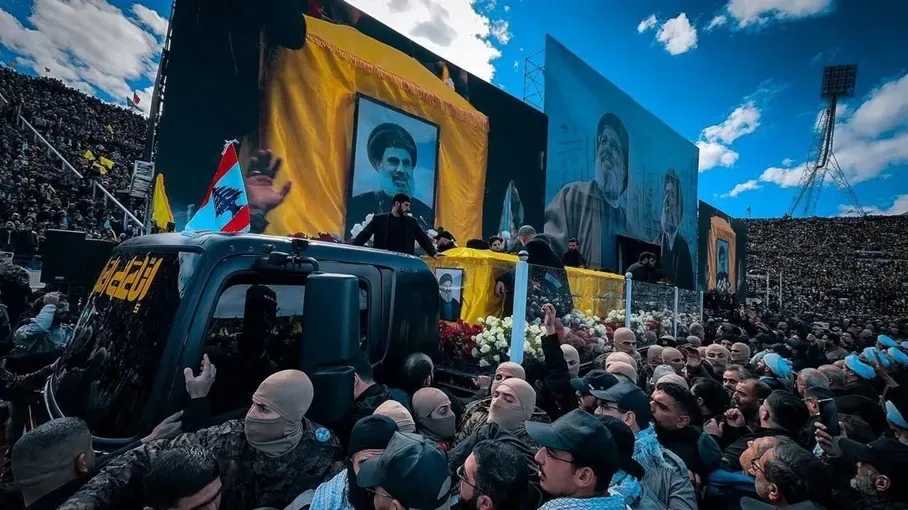 شاهد .. الاحتلال ينشر لقطات جديدة للحظة اغتيال نصر الله