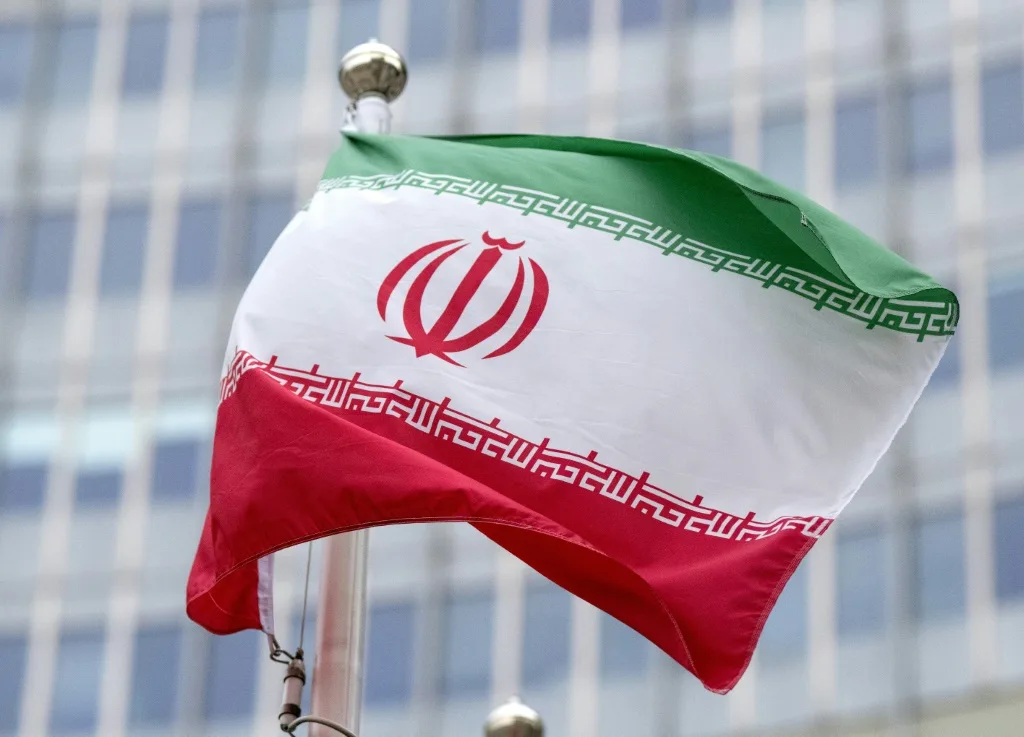 إيران تعلن مقتل 3 شخصيات قيادية وعلماء (أسماء)