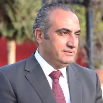 محامي يطلب كف يد الشواربة عن العمل