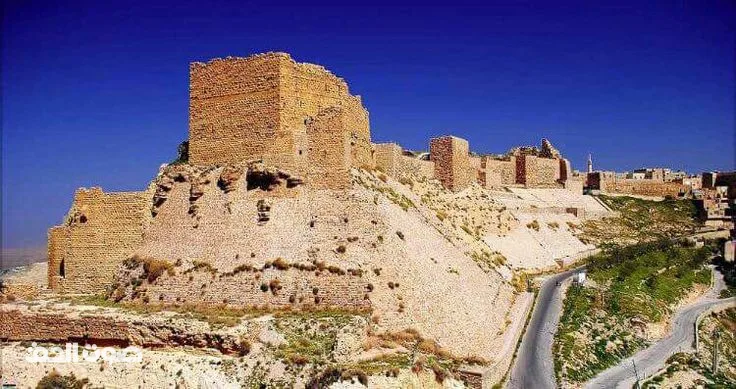 عشائر العمرو تستنكر استهداف كنيسة بالكرك وتؤكد الوقوف صفاً واحداً خلف الأردن وقيادته الهاشمية