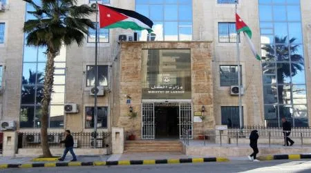 الإجراءات التنظيمية للعمالة غير الأردنية لا تشمل تصاريح العام الحالي