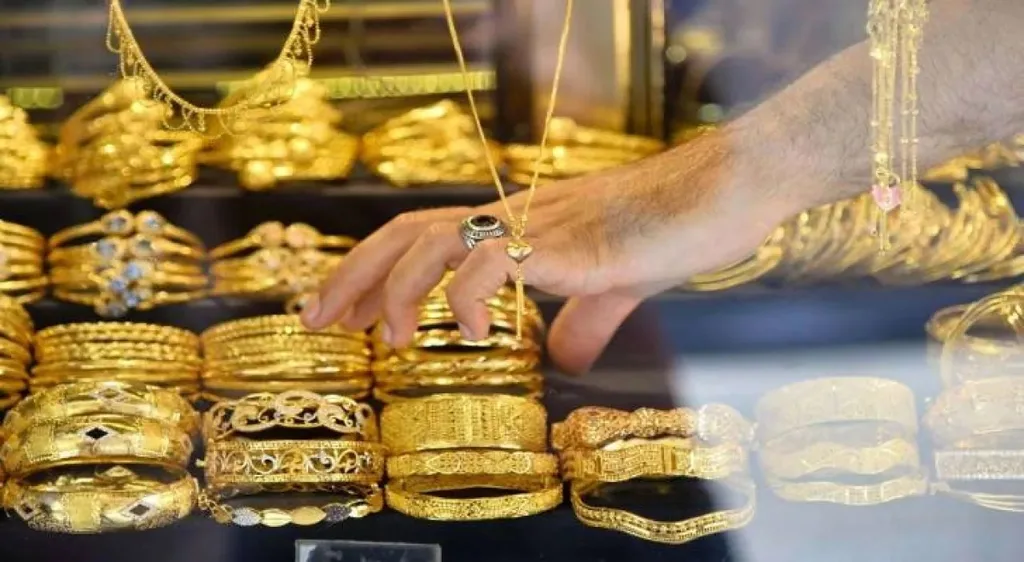 ارتفاع أسعار الذهب و الليرات في الأردن السبت