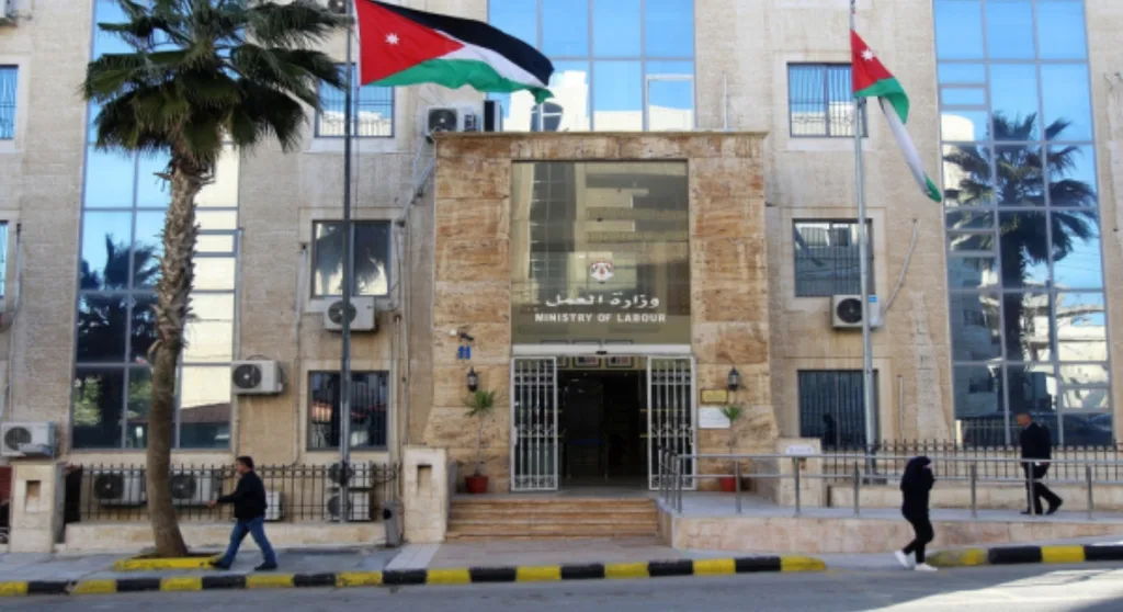 26318 شخصا التحقوا بعملهم من خلال البرنامج الوطني للتشغيل