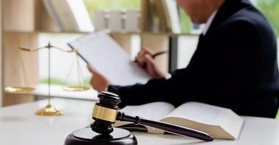 توقيف محام متدرب لتزويره توقيع وزير