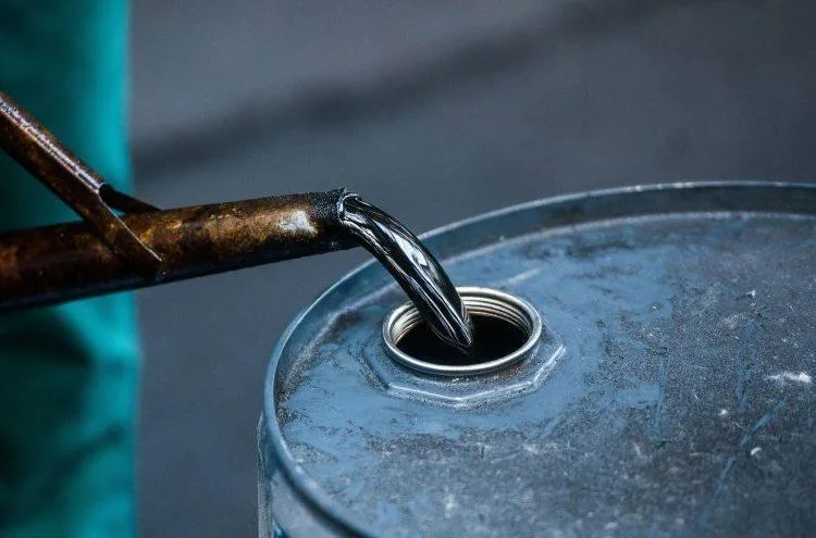 الأردن يستورد 10 آلاف برميل يوميا من نفط كركوك