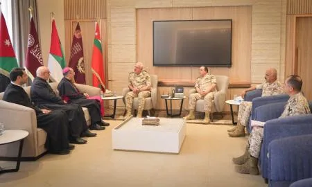الحنيطي يلتقي النائب البطريركي للاتين في الأردن