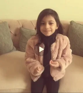 شاهد .. الطفلة بانا العبدالله ضمن حملة خليك بالبيت