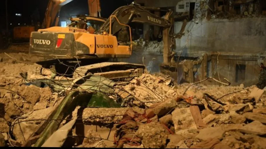تركيا تعلن ارتفاع عدد ضحايا الزلزال في تركيا إلى 12.391 ألف قتيلا