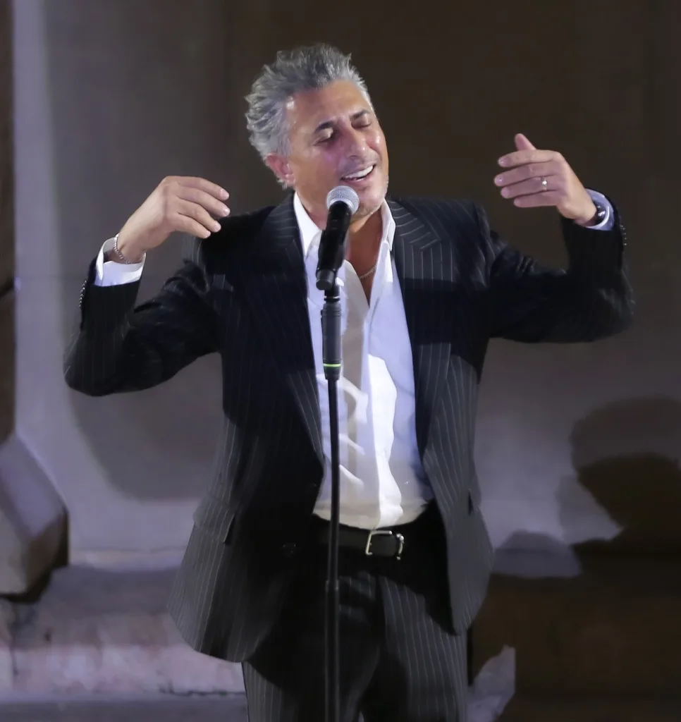  مهرجان جرش  يكسب رهانه بإختيار  صوت الأردن  عمر العبداللات نجماً لافتتاح دورته الـ39