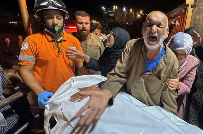 بعد قتلها 100 فلسطيني بينهم 35 طفلا في  مجازر  متفرقة.. إسرائيل تعلن العودة للالتزام باتفاق غزة