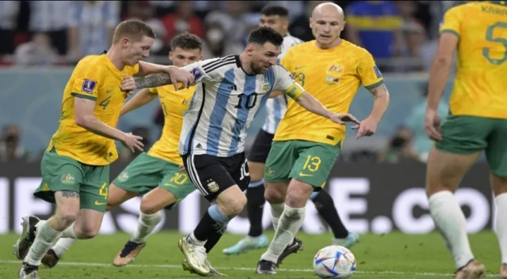 ميسي يساعد الأرجنتين على اجتياز أستراليا والوصول لدور الثمانية