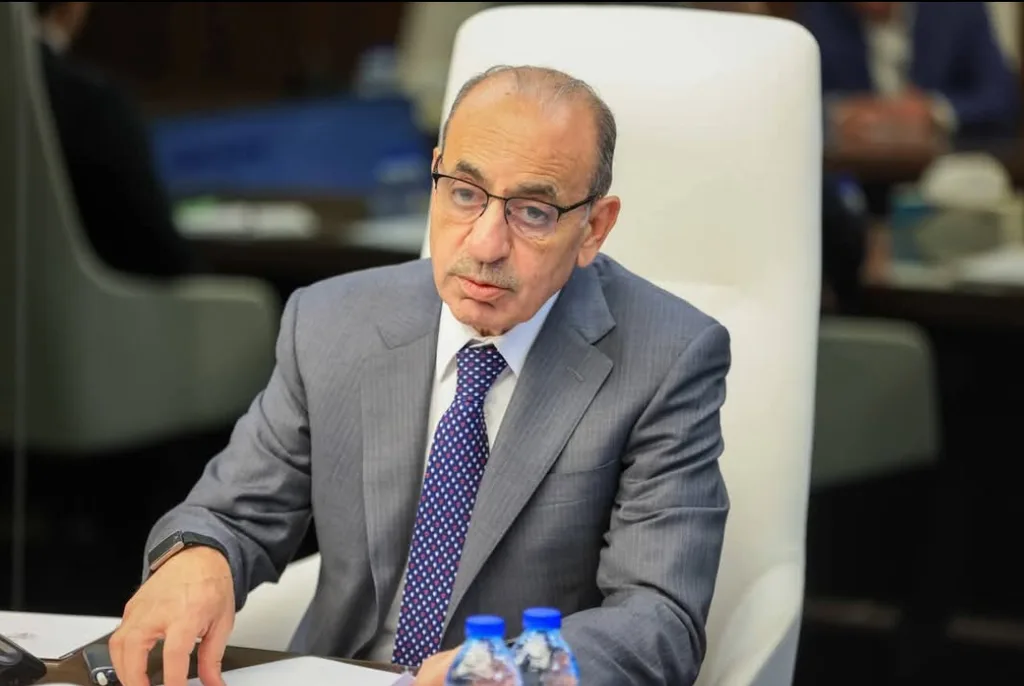 المصري يستعرض مسودة قانون الإدارة المحلية مع النواب المستقلين