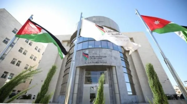 تجميد عضوية منتسبين للعمل الإسلامي وردت أسماؤهم في قضية الأسلحة