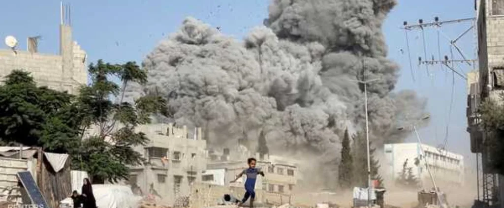 الجيش الإسرائيلي يعلق العمليات العسكرية في 3 مناطق بقطاع غزة