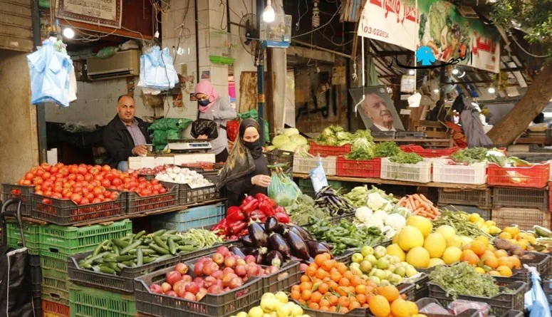 الزراعة: ارتفاع أسعار الخيار والبندورة مؤقت