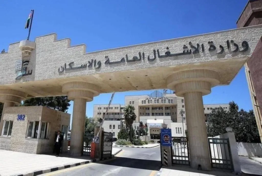 الأشغال: 154 بلاغا خلال 24 ساعة وتحويل السير من طريق وادي عربة إلى المعمورة