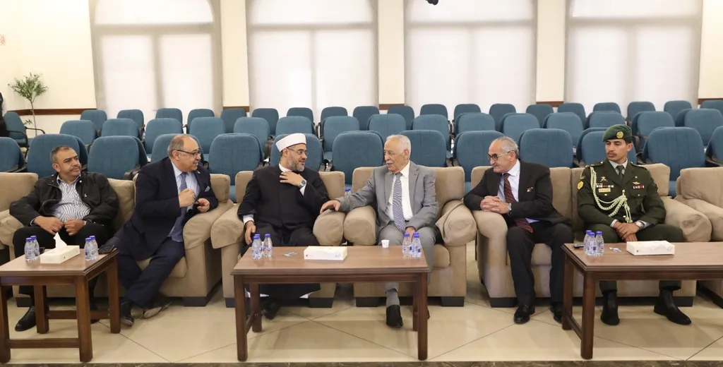 صورة من المعرض