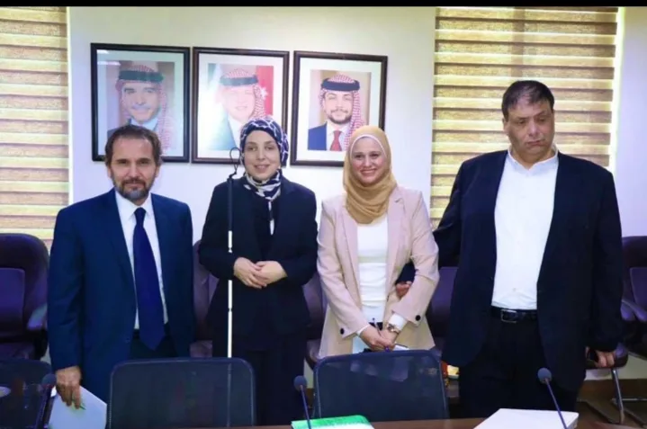 المستشارة الاميركية الخاصة بحقوق المعاقين تختتم زيارتها للاردن
