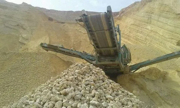 هيئة الطاقة توضح حول كسارات الجيزة وتأثيرها على مدرسة