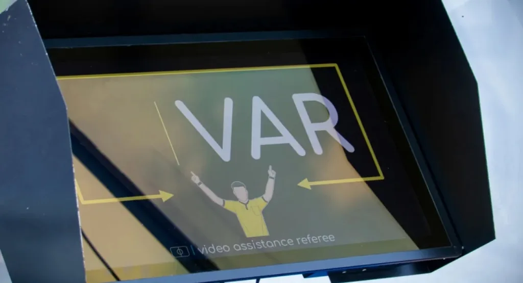اتحاد كرة القدم : نحن بصدد طرح تقنية (VAR) في الملاعب الأردنية