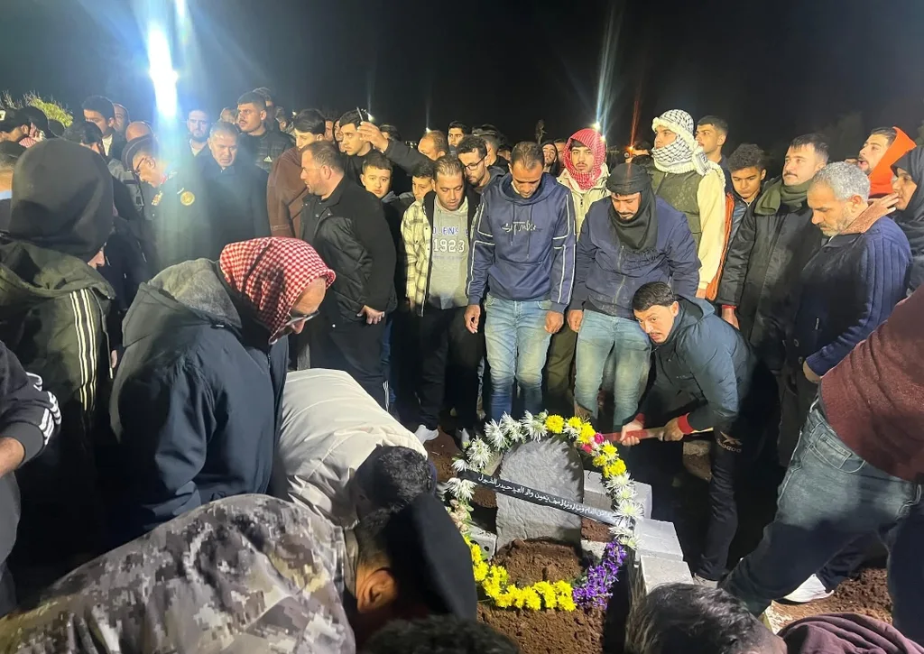 الأمن العام يُشارك بتشييع جثمان والد العميد حيدر الشبول