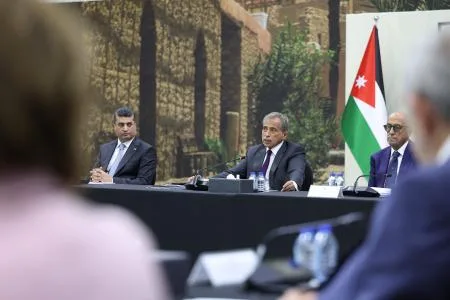 حسان: إسرائيل تواجه عزلة ورفضاً واسعاً لسياساتها المتوحشة