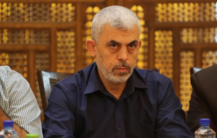 أول ظهور إعلامي منذ عام .. السنوار يلقي خطابا مهما السبت