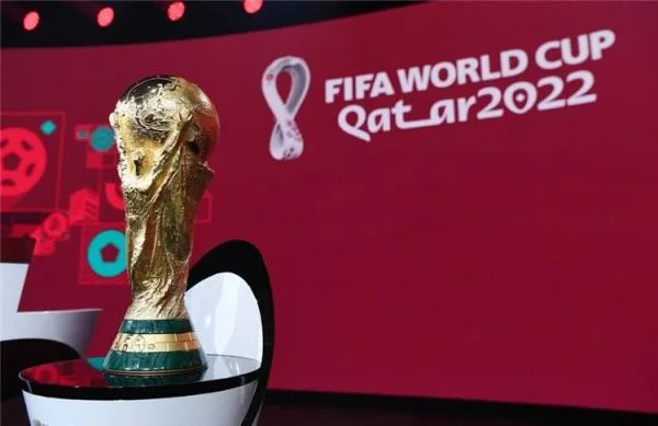 قطر ترفع أعلام آخر ثلاث دول متأهلة لكأس العالم 2022