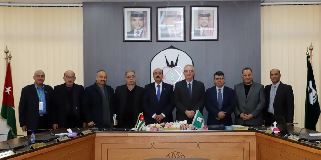  اليرموك  و مؤسسة المتقاعدين العسكريين  توقعان اتفاقية للأمن والحراسة