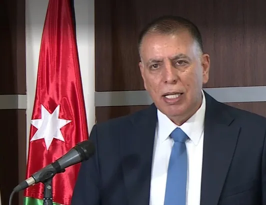 وزير الداخلية يعلن حظر نشاطات ما يسمى بجماعة الإخوان المسلمين.. واعتبار الانتساب لها امرا محظورا