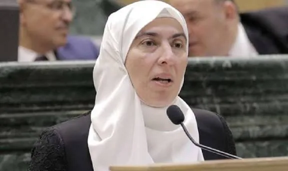 طهبوب: رفع الرواتب قابل للحل والحكومة قادرة على تخليد اسمها في ذاكرة الأردنيين