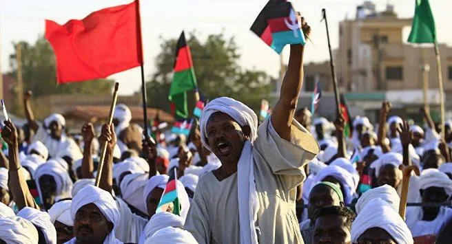 وزارة الخارجية تحذر الأردنيين بالسودان