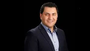 فريحات يحول سؤاله عن (وظيفة الـ 4 آلاف) لاستجواب