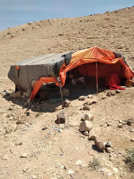 وزير التنمية يعد بمتابعة تفوق شقيقين أردنيين بالتوجيهي