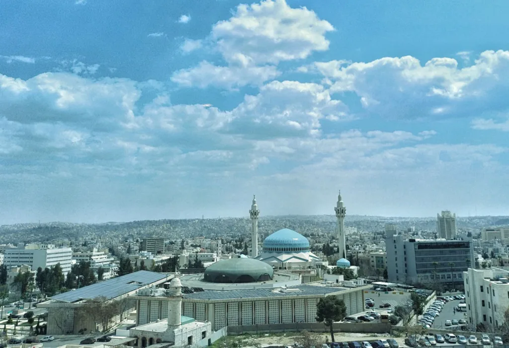 أجواء لطيفة في اغلب المناطق اليوم وغدًا