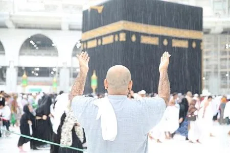 أمطار مبكرة تغمر السعودية