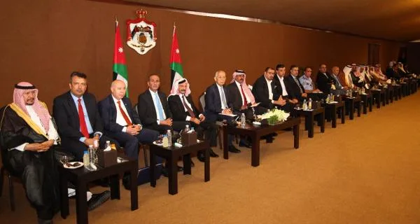 العيسوي يلتقي وجهاء وممثلي البادية الجنوبية لمتابعة مطالبهم