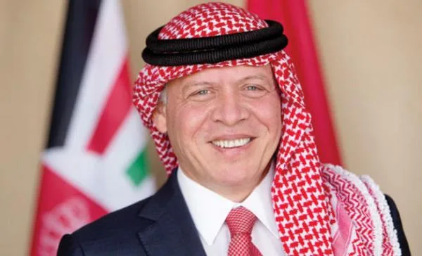 الملك يهنئ الأمتين العربية والإسلامية بذكرى الإسراء والمعراج